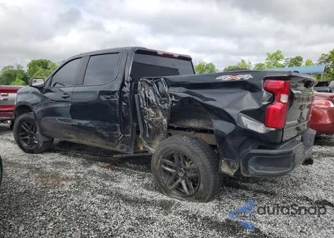2023 Chevrolet Silverado K1500 Custom z USA, uszkodzony, nr VIN 1GCPDBEK8PZ203670